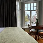 Decor Canal House