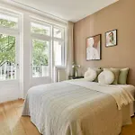 Osmon Apartment