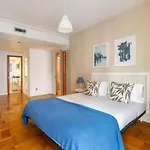 Appartement Met 1 Balkons Ax