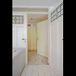 Private 3 Bedroom Apartment - Homestay Properties Amsterdam