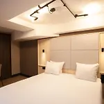 The Alfred Hotel