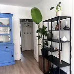 Centrally Located 2-Bedroom Apartment In Oud-West