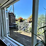 Spacious Apartment With Roofterrace By Vondelpark