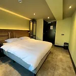 Amigo Hotel