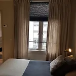 The Superstay Boutique Guestroom