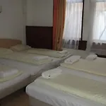 Budget Hotel Y Boulevard