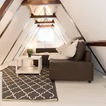 Lil\' Dutch Studio
