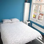 Sleep At Amy\'S