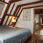 Hendrick De Keyser Apartment