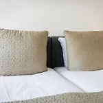 Sarphatipark Apartments