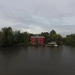B&B The Red House