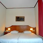 Flower Market Hotel