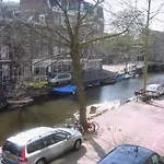 Jordaan Canal View Apartment