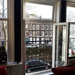 Jordaan Canal View Apartment