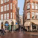 B&B Mnque