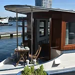 Houseboat MS Rhy Blitz