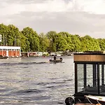 Houseboat Amsterdam - Room With A View