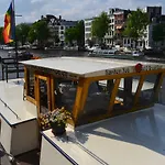 Art Nouveau Houseboat, In Hart Of The City Center