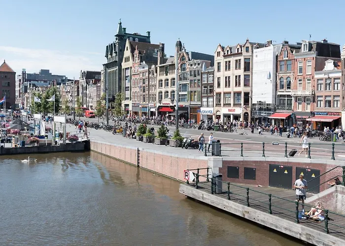 Beautiful House next to Dam Square!