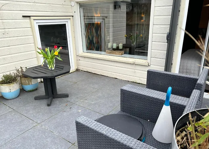 Luxury Studio On Robs Houseboat Special For Couples