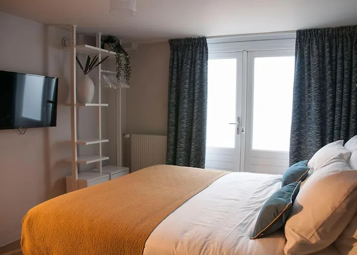 New! City Centre Suites By B&B61