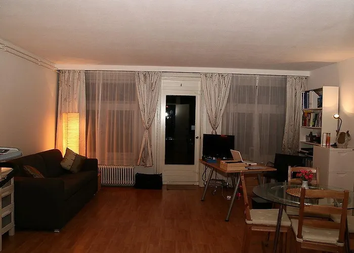 Home Run Amsterdam Bed & Breakfast