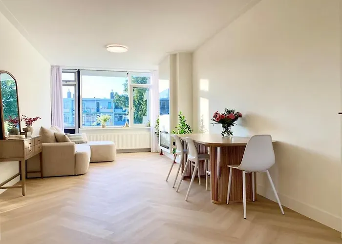 Luxe Apartment Station Zuid