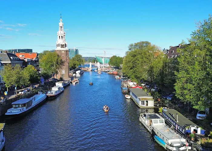 Amsterdam Center - Houseboat B&B By Captain Ricard