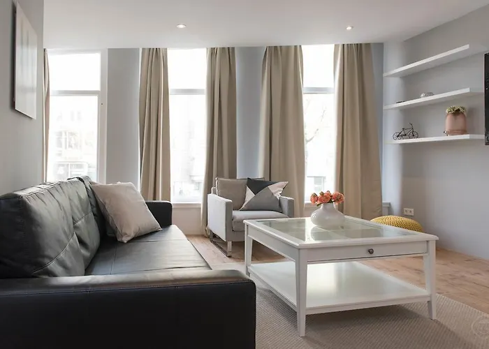 Plaza Centre Apartment