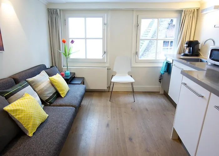 Sweet Life Centre Area Apartment