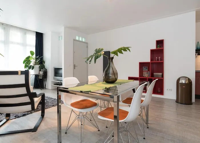 Enzo Apartment