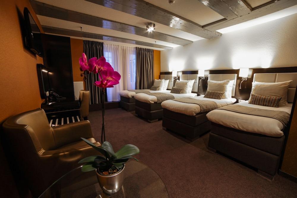Mansion Hotel