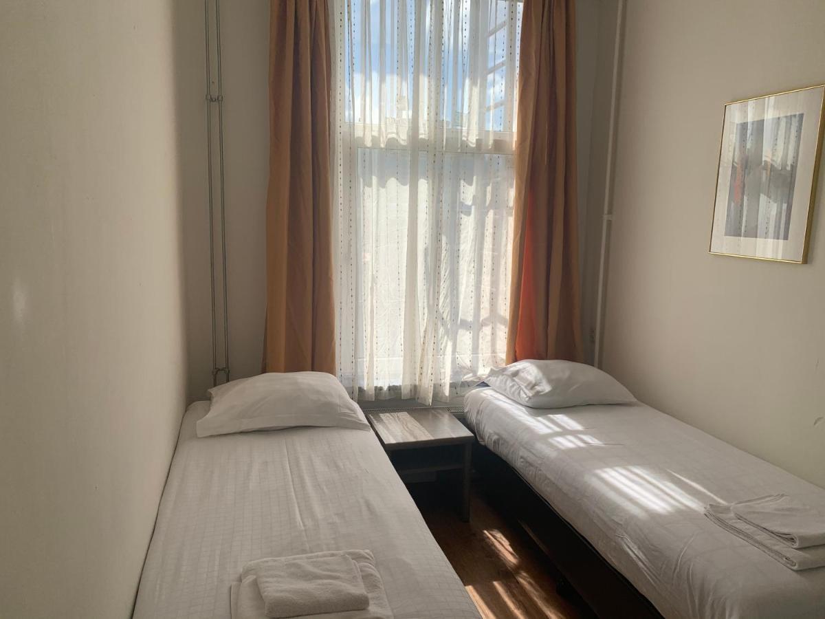 Budget Sphinx Hostel *