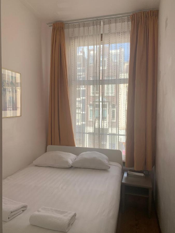 Budget Sphinx * Amsterdam