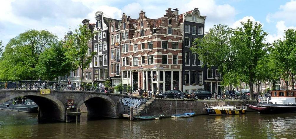 De Zwanebloem Bed & Breakfast Amsterdam