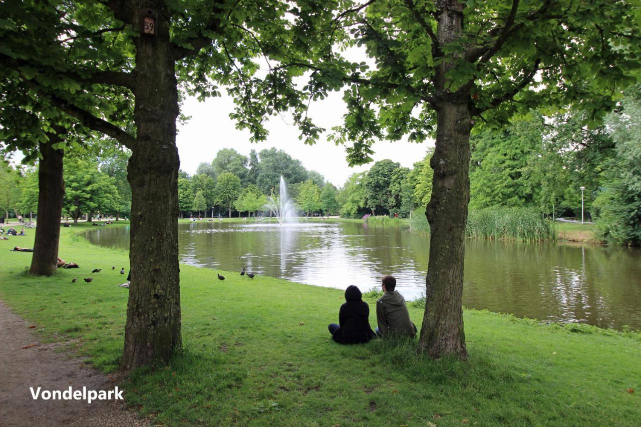 Couette-café Vondelpark 2*