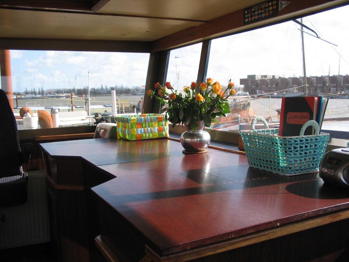 Bed and breakfast Boat & Breakfast Alhena Ámsterdam