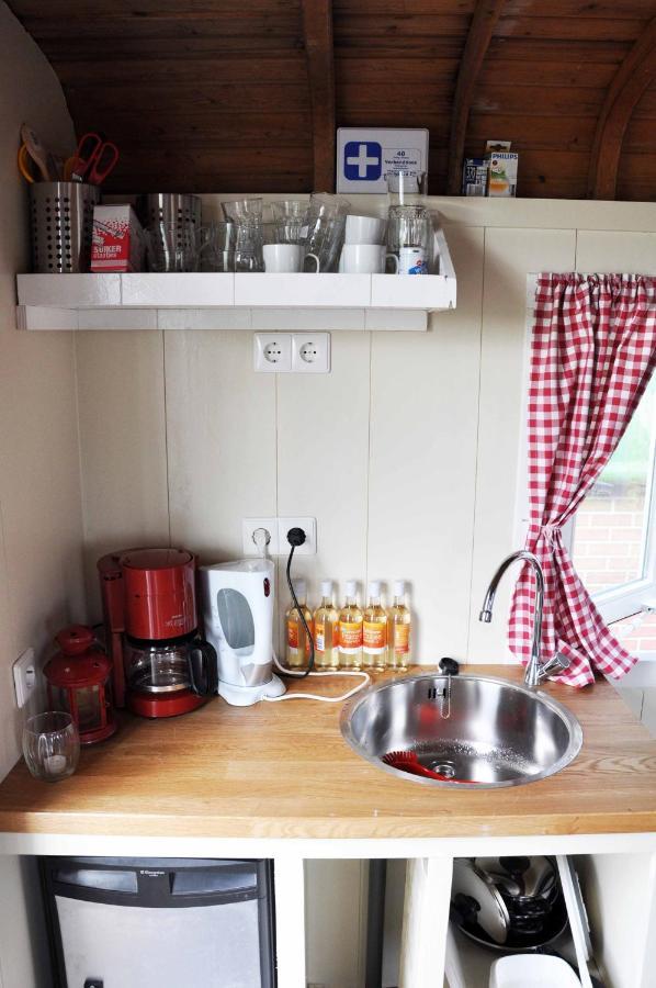Bed & Breakfast Your Cozy Waggon At The Cows' Paradise *