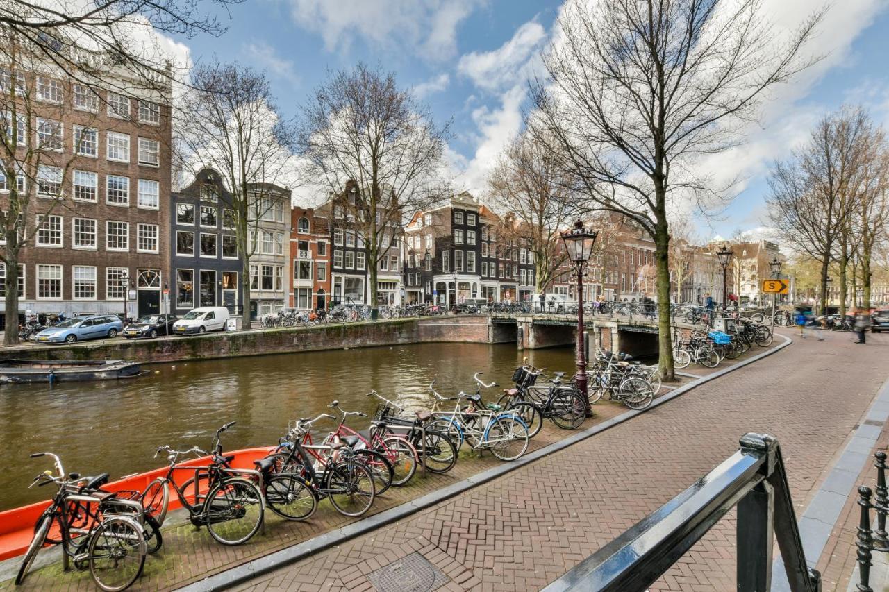 Bed & Breakfast Luxury Canal De Heren *