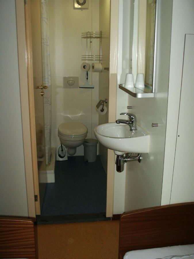 Felicitas Bateau-hôtel *
