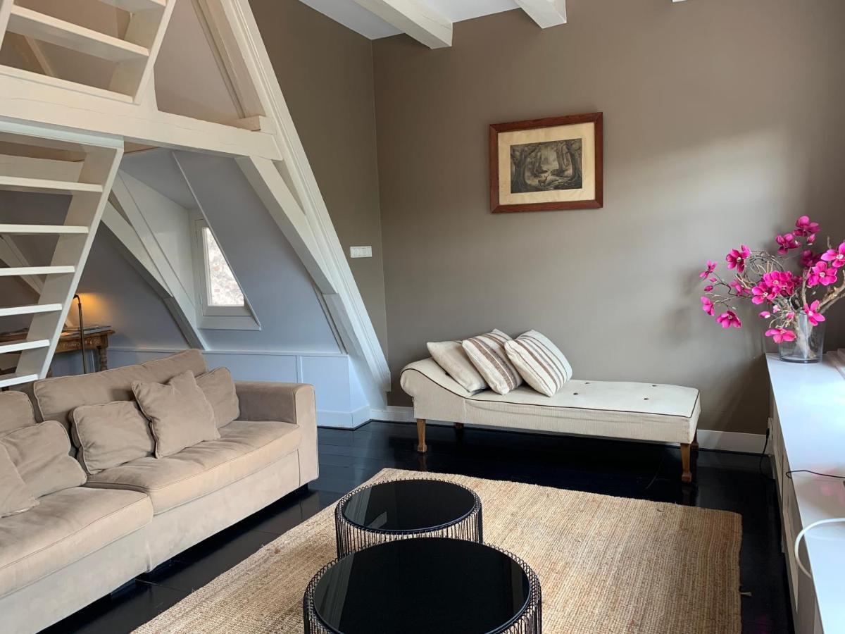 Loft In Monumental House Couette-café *