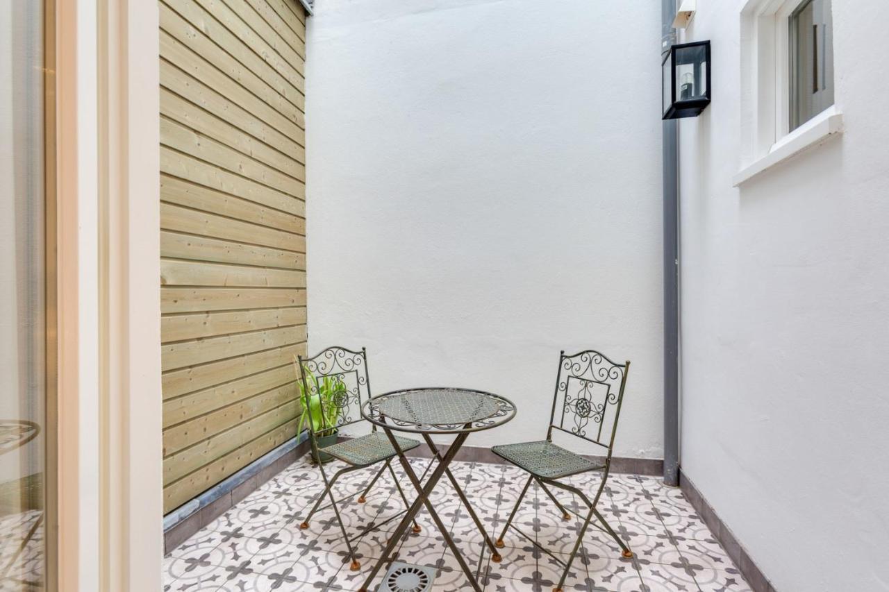 Bed & Breakfast Luxurious In Jordaan Couple Getaway Amsterdam