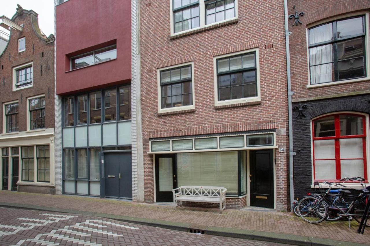 Luxurious In Jordaan Couple Getaway Bed & Breakfast 3*