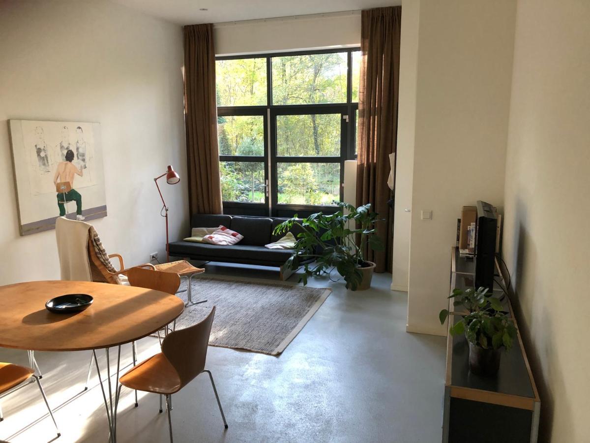 Couette-café Studio 28a6 With Free Parking Place Amsterdam