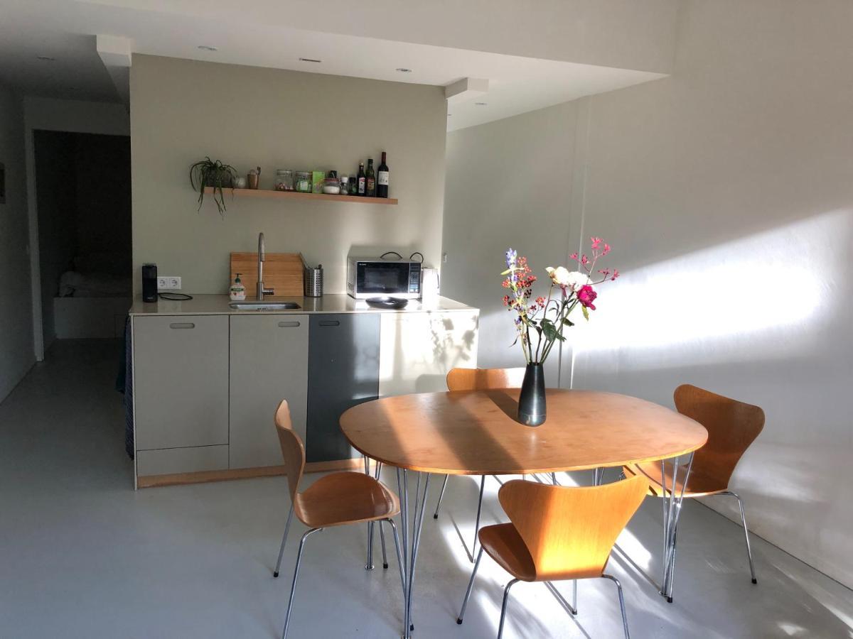 Studio 28a6 With Free Parking Place Couette-café