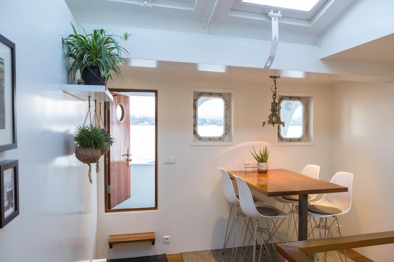 M/s Svalbard Bådhotel