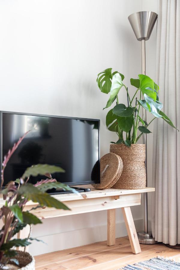 Gorgeous And Stylish Place For Two In Hip West! Appartement