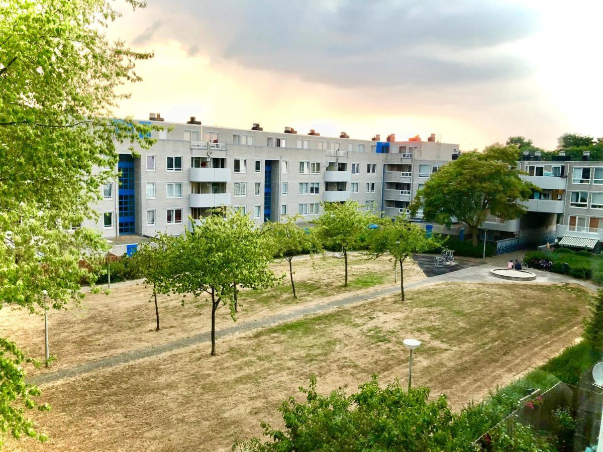 Appartement 2-room Flat Near Arena N Ziggo Dome, Perfect For 2 Couples *