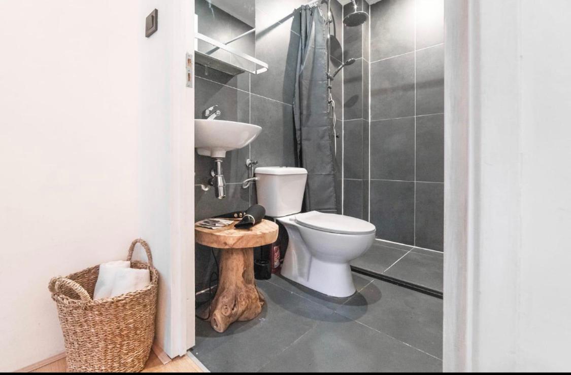 Appartement Amazing Beb 2 Min From Station *