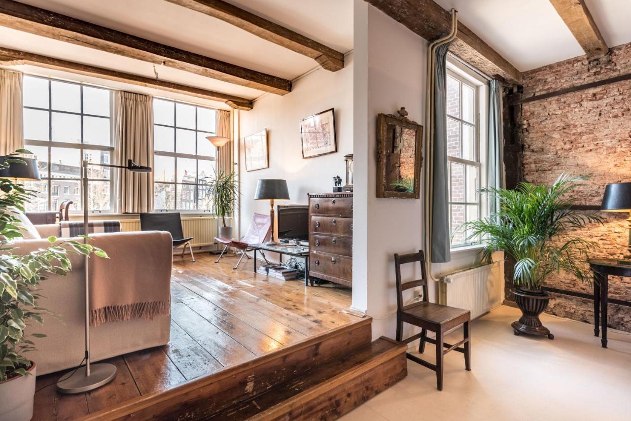 Classy 17th C Canalhouse 3* Amsterdam